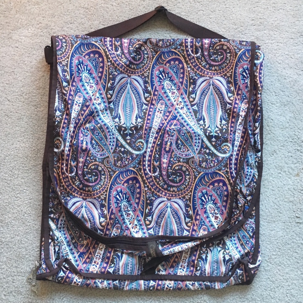 LESPORTSAC TRAVEL GARMENT BAG